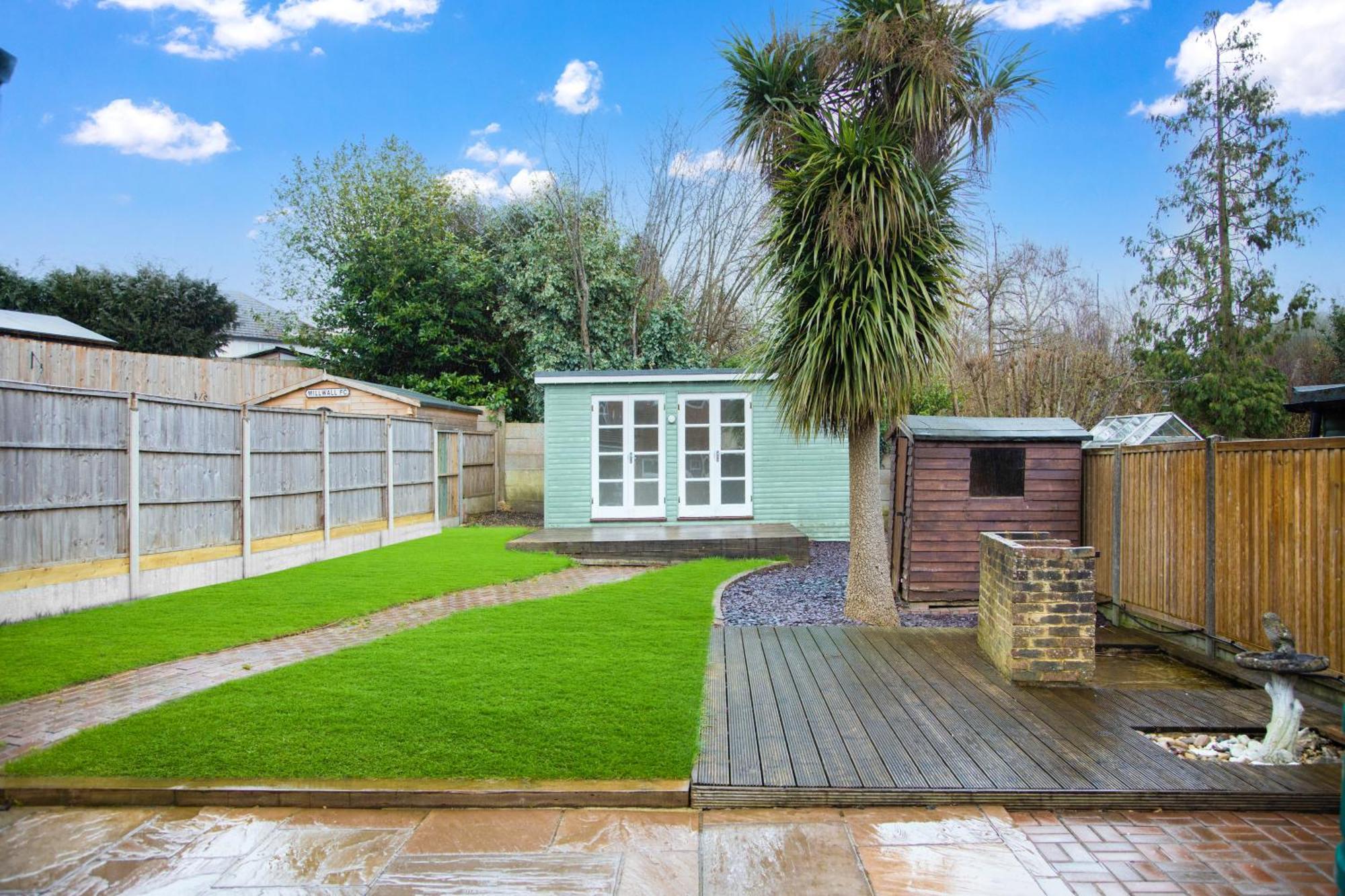 Central Ashford Stay - Contractors & Families Welcome - Free Parking Ashford (Kent) Exterior foto